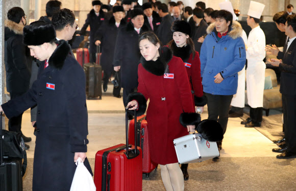 북한으로 돌아가는 태권도 시범단
