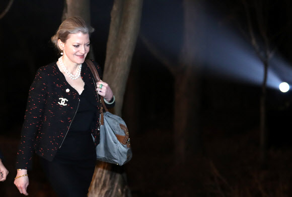 청와대 도착한 앨리슨 후커 미국 NSC 한국담당 보좌관