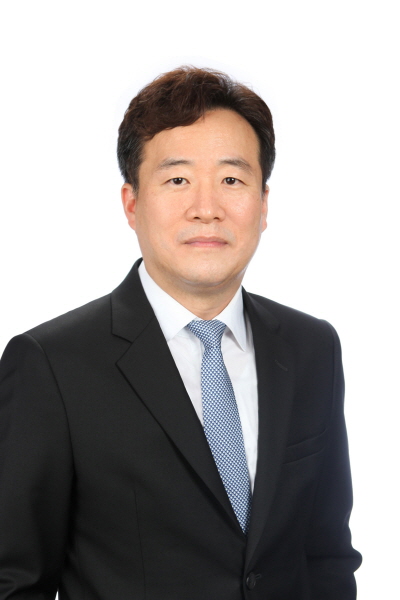 고득영 미국변호사가 에쿼지션 인터내셔널(Acquisition International)이 선정한 ‘2018 한국의 기업&국제거래 부문 최우수 변호사’로 선정됐다.