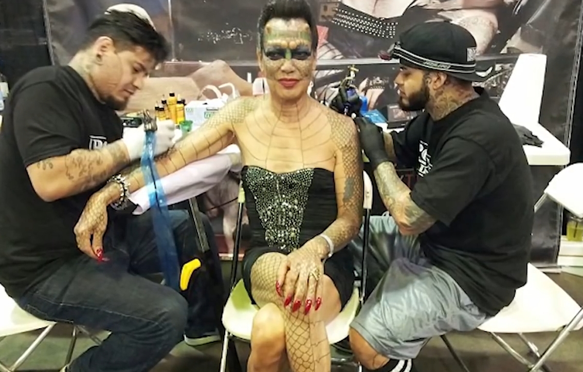 용(dragon)이 되길 원한 트랜스젠더(유튜브 영상 캡처)