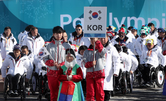 패럴림픽 D-3, 입촌식 향하는 한국 선수단