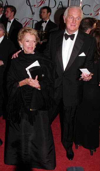 지방시와 부인 메리. 1996년