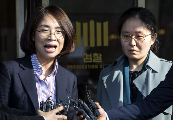 안 전 지사 두번째 피해자 고소장 제출