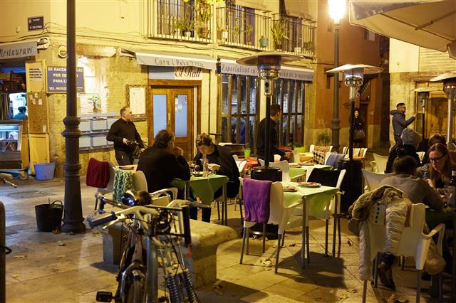파에야의 본고장인 스페인 발렌시아의 파에야 전문 식당.