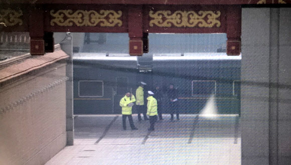 베이징역에 정차 중인 북한 특별열차 추정 열차