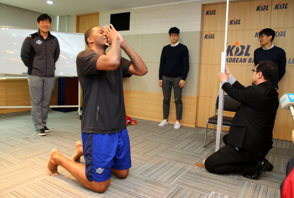 오! 제 키가 2m가 넘지 않다니!