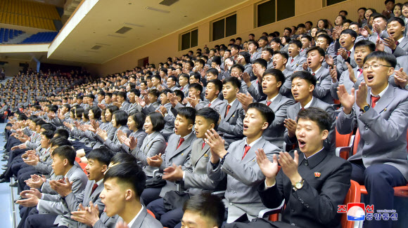 북한 태양절 기념 농구경기
