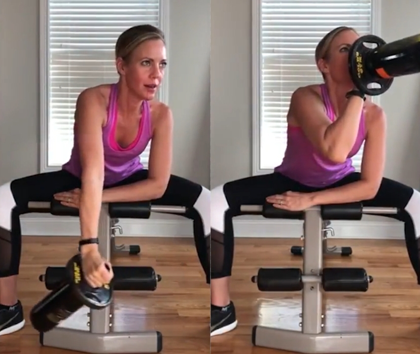 와인도 먹고 운동도 동시에 할 수 있는 이색적인 방법을 선보인 한 여성 모습(유튜브 영상 캡처)