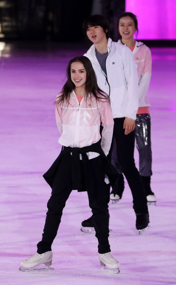 피겨 스타들이 한 자리에