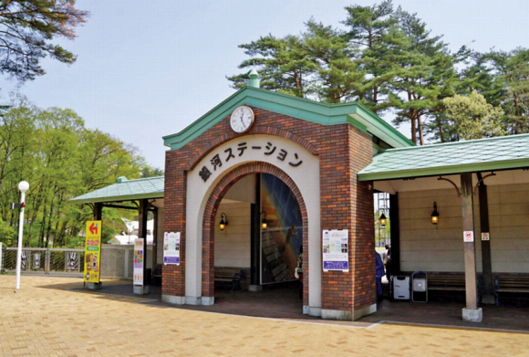 동화마을에 은하철도 역을 재현한 ‘은하 스테이션’. 미야자와 겐지 박물관 제공