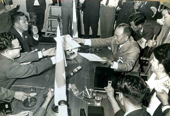 [남북정상회담] 판문점, 남북 대화-충돌의 역사