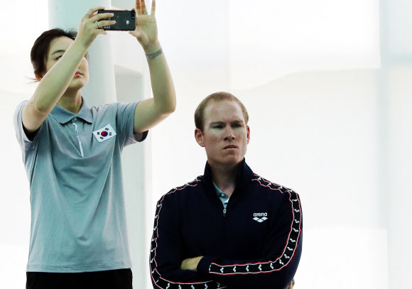 박태환의 코치, 팀 레인