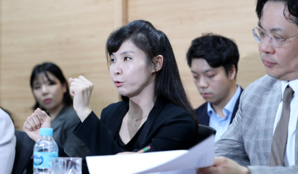 발언하는 서지현 검사
