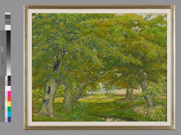 청와대가 소장하고 있는 미술품이 처음으로 국민에게 공개된다. 청와대는 9일부터 7월 29일까지 특별전 ’함께 보다’를 청와대 사랑채에서 개최한다. 이번에 공개되는 작품들은 청와대가 1966년 부터 40년에 걸쳐 수집한 작품중의 일부다. 총 16점이 실물로 전시되며 이동이 어려운 벽화 4점과 소장품 10여점은 영상으로 공개된다. 사진은 손수택의 1973년작 ’7월의 계림’ 2018.5.3 청와대제공