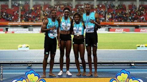 지난해 세계릴레이선수권대회 혼성 1600m 계주 우승을 차지한 바하마 대표팀. AFP 자료사진