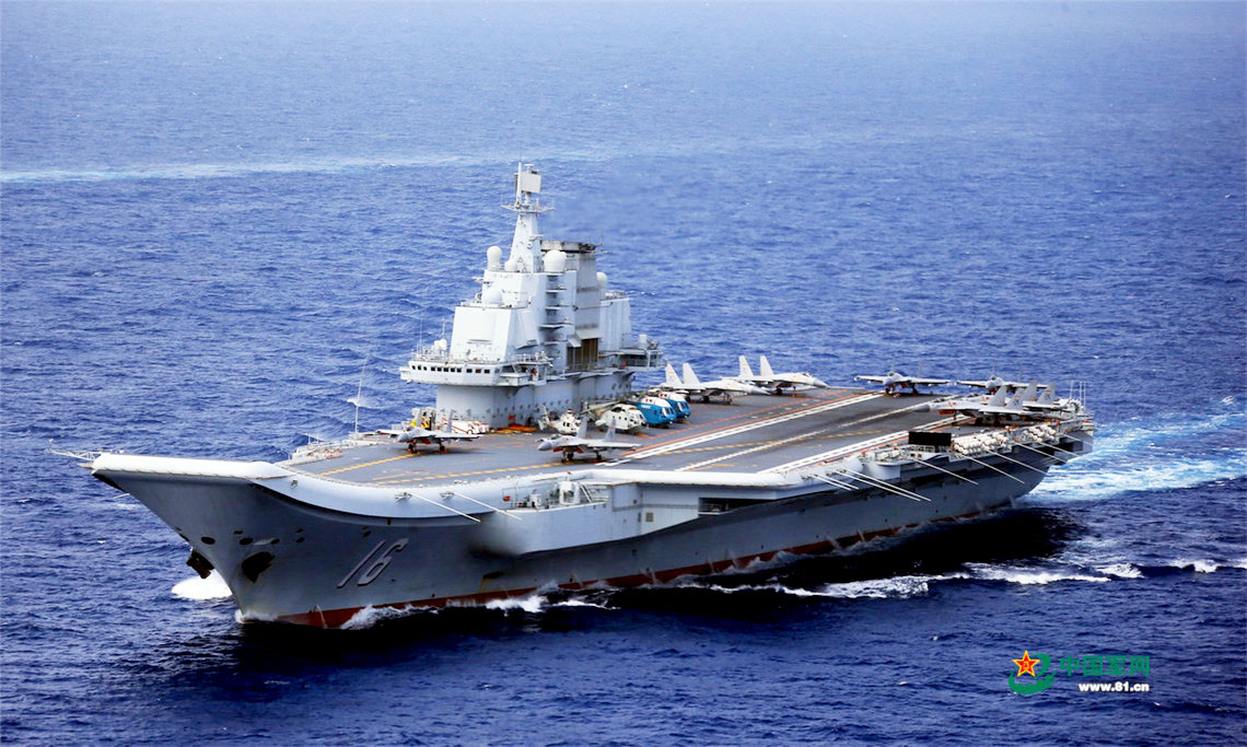중국 최초의 항공모함인 랴오닝함 편대가 지난달 서태평양과 남해, 동해 등을 넘나들며 실전훈련을 하고 있는 모습. 중국군망(中國軍網) 홈페이지 캡처