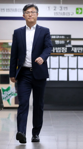 만기출소 정호성, 증인으로 재판 출석