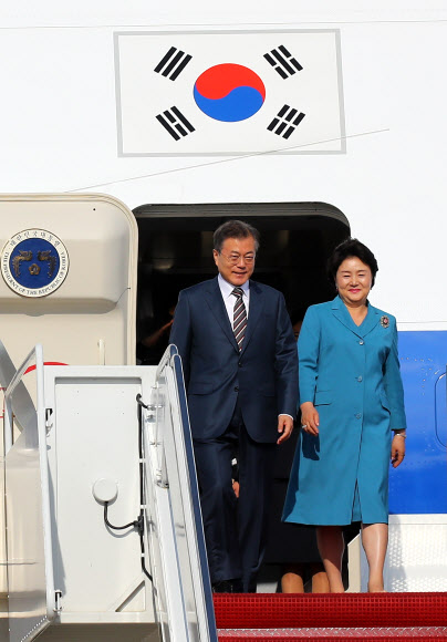 문 대통령, 워싱턴 도착