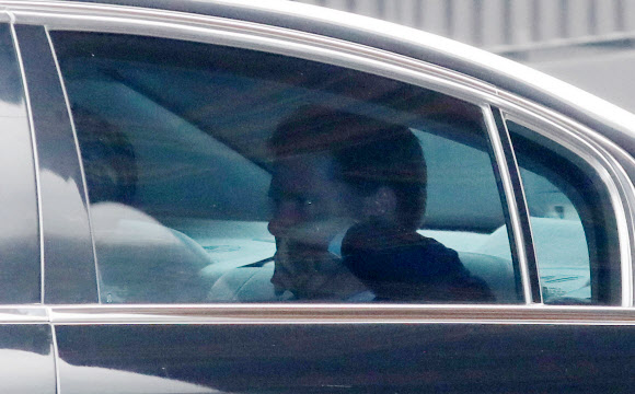 호텔서 나온 랜달 슈라이버