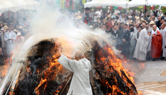 무산 스님 마지막 가는 길