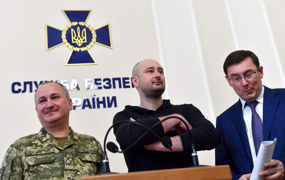 살해됐다던 러시아 기자 버젓이… 우크라이나 “특수작전”
