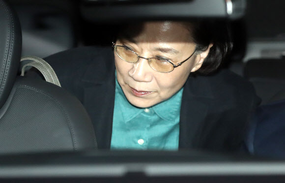 영장 기각된 이명희 일우재단 이사장