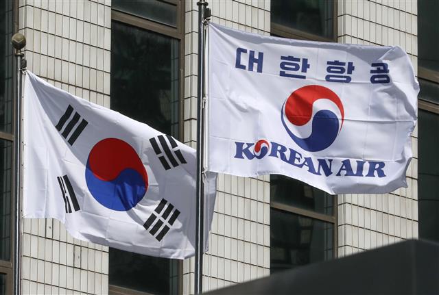 ‘물벼락 갑질’ 처벌 불투명… 국적기 박탈 불가능 뉴스1