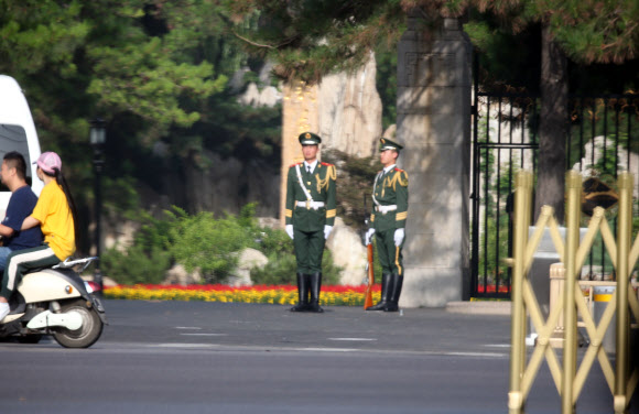 삼엄한 경비 중인 김정은 숙소 조어대