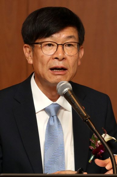 강연하는 김상조 공정거래위원장