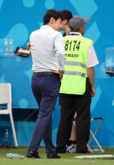 [월드컵] 아쉬움 숨기지 못하는 신태용 감독