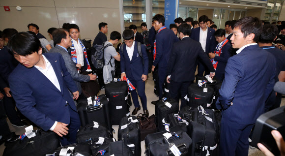 ‘유종의 미’ 거두고 귀국한 태극전사들