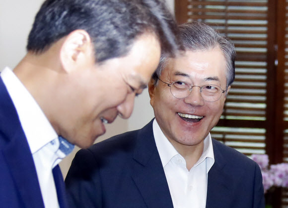 문 대통령, ‘이제 몸 괜찮습니다’