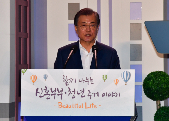 문재인 대통령이 5일 서울시 구로구 행복주택에서 신혼부부 및 청년 주거대책 발표 행사에서 발언 하고 있다.  . 2018.07.05 도준석 기자 pado@seoul.co.kr