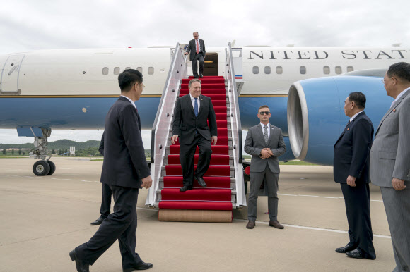 폼페이오, 평양 도착