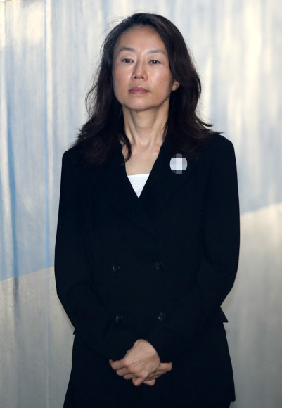 공판 출석하는 조윤선 전 장관