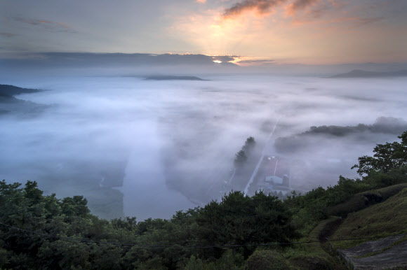 운해 가득한 한탄강