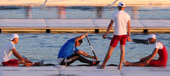 남과 북이 함께하는 패들링 연습