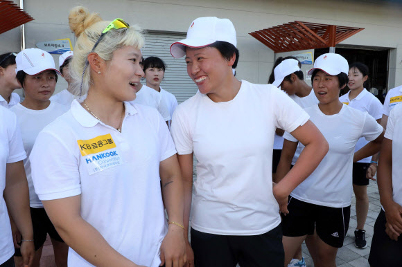 남북 ‘즐거운 대화’