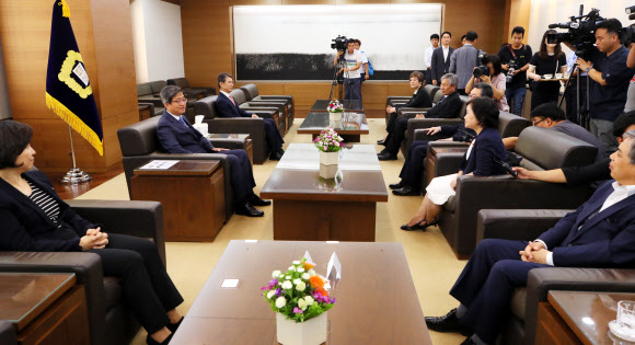 헌법재판관 후보 추천위 회의