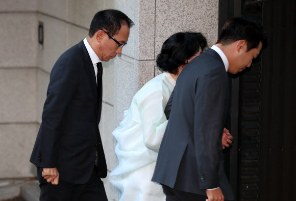 정몽혁, 고 변중석 여사 11주기 참석