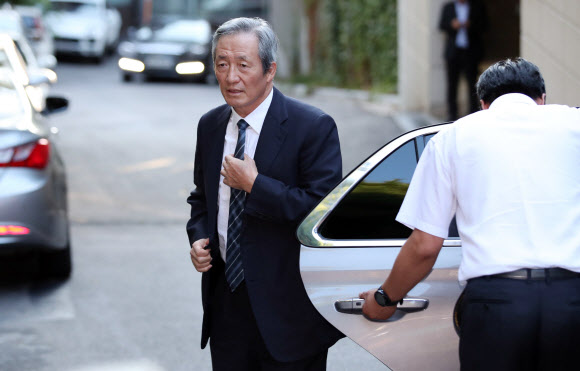 고 변중석 여사 11주기 참석하는 정몽준