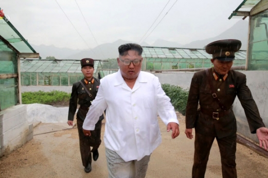 북한 김정은, 평남 양덕군 온천지구 시찰