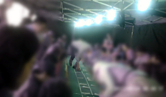 첩첩산중에 차려진 불법 도박장