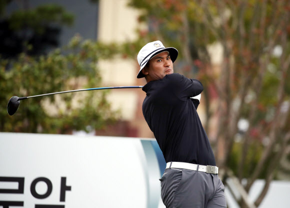 박찬호의 힘찬 스윙