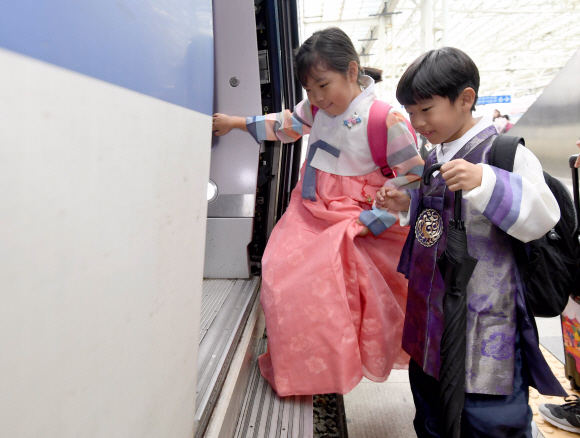 [서울포토] 고향으로 가는 길