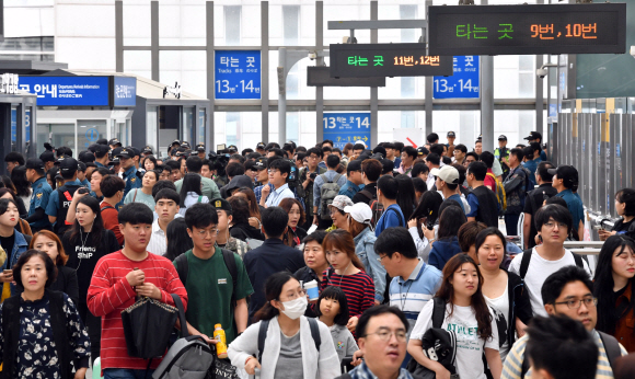 [서울포토] 고향으로 가는 길