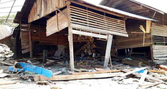 지진과 쓰나미로 대규모 인명피해가 발생한 인도네시아 중앙술라웨시 주 팔루와 동갈라 지역의 참상. 2018.10.2  현지 한국 교민 제공