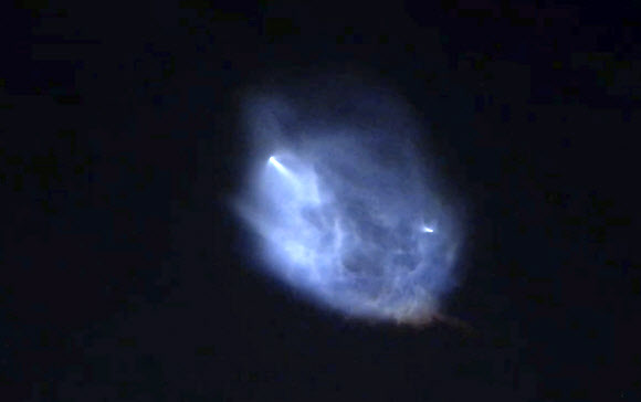 샌프란시스코 밤하늘에 UFO?…‘스페이스X’ 로켓 발사 화제