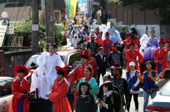 장수마을로 찾아온 삼선녀