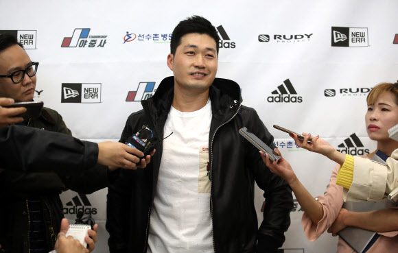 자신감 넘치는 표정